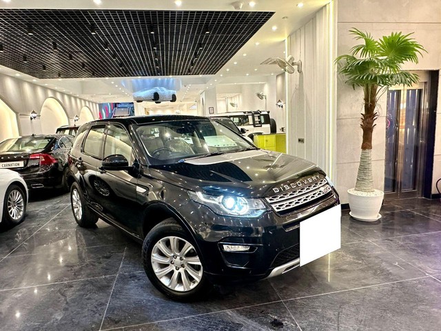 Second-hand 2017 Land Rover Discovery Sport Si4 HSE for sale in New Delhi-24