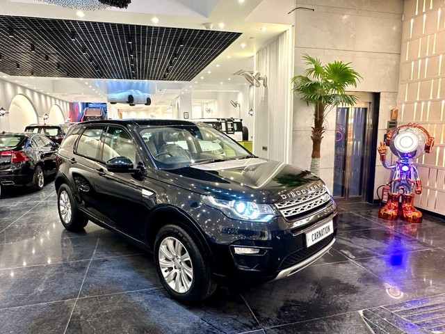 Second-hand 2017 Land Rover Discovery Sport Si4 HSE for sale in New Delhi-20