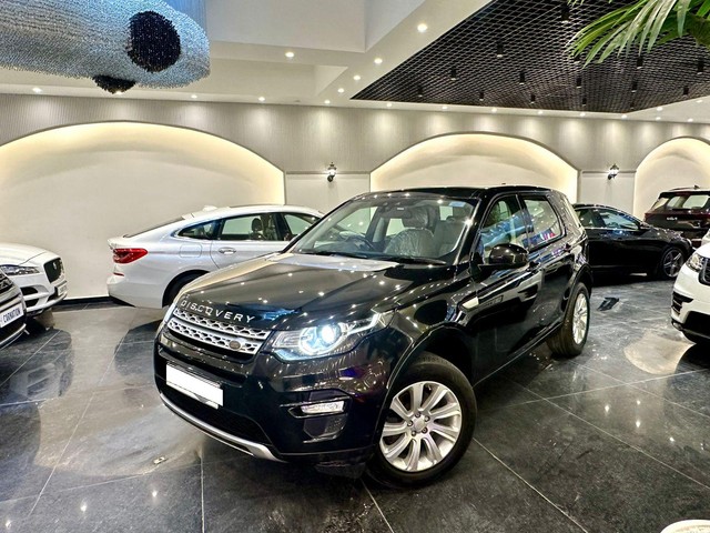 Second-hand 2017 Land Rover Discovery Sport Si4 HSE for sale in New Delhi-4