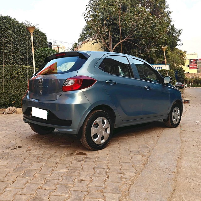 Second-hand 2023 Tata Tiago EV XT LR for sale in Gurgaon-9