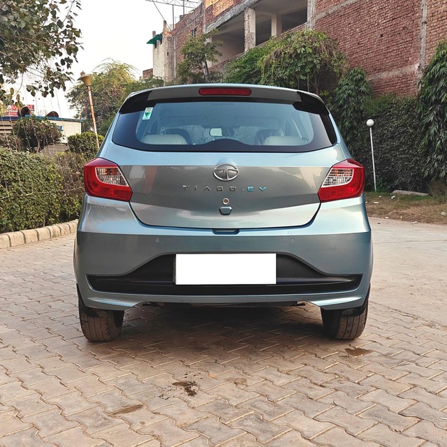 Second-hand 2023 Tata Tiago EV XT LR for sale in Gurgaon-2