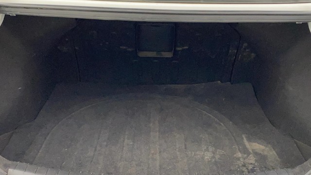 Second-hand 2016 Hyundai Elantra 2.0 SX Option AT for sale in Navi Mumbai-19