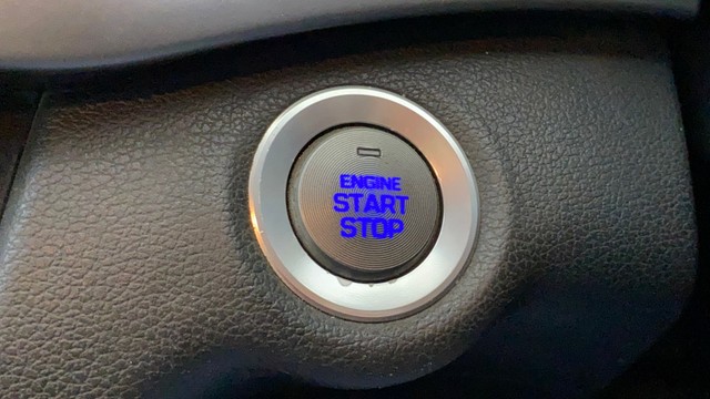 Second-hand 2016 Hyundai Elantra 2.0 SX Option AT for sale in Navi Mumbai-23