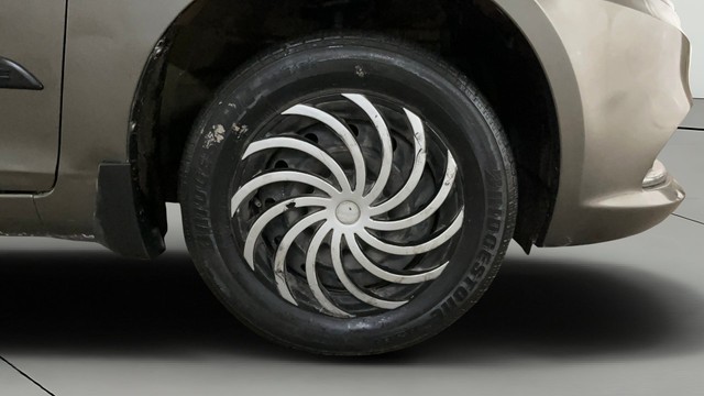 Maruti Suzuki Swift Dzire VXI Second-hand 2016 Maruti Suzuki Swift Dzire VXI for sale in Noida-23