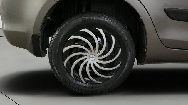 Maruti Suzuki Swift Dzire VXI Second-hand 2016 Maruti Suzuki Swift Dzire VXI for sale in Noida-24