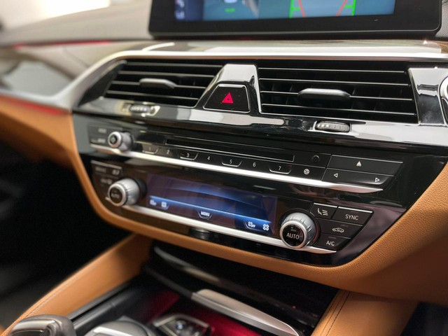 Second-hand 2018 BMW 6 Series GT 630d Luxury Line for sale in Mumbai-10