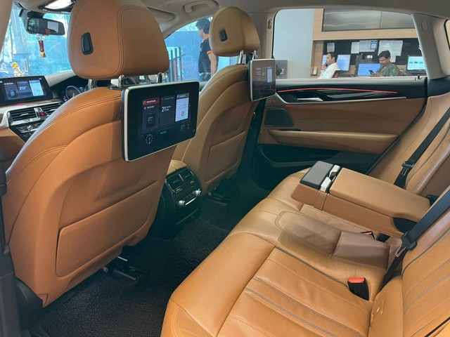 Second-hand 2018 BMW 6 Series GT 630d Luxury Line for sale in Mumbai-20