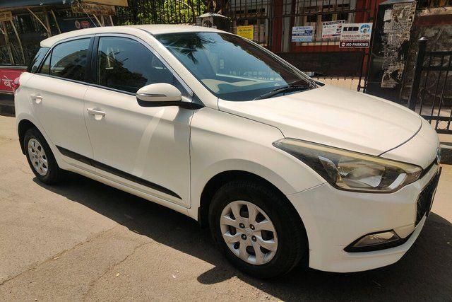 Hyundai i20 Sportz 1.2 Second-hand 2016 Hyundai i20 Sportz 1.2 for sale in Mumbai