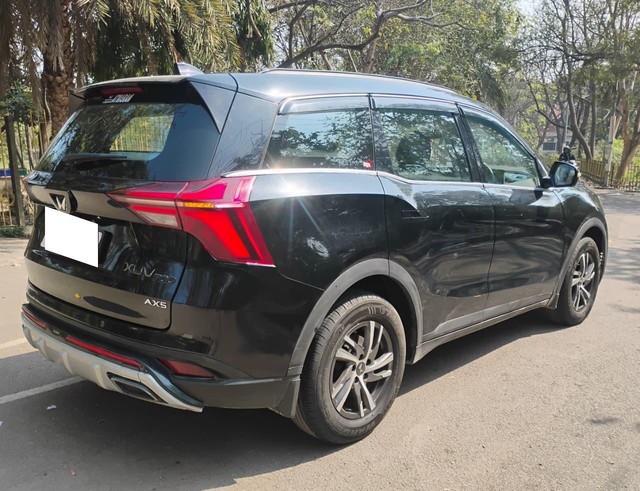 Second-hand 2024 Mahindra XUV700 AX5 7 Str Diesel for sale in Agra-2