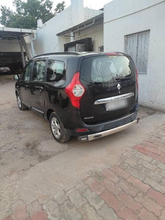 Second-hand 2016 Renault Lodgy 85PS RxZ for sale in Godhra-4
