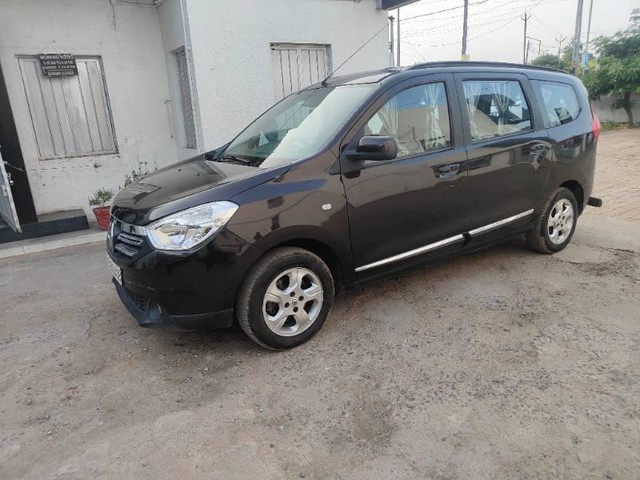 Second-hand 2016 Renault Lodgy 85PS RxZ for sale in Godhra-2