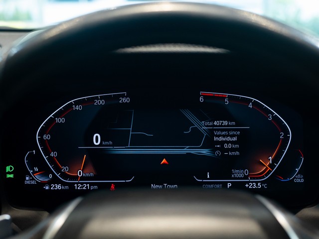 Second-hand 2020 BMW 3 Series 320d Luxury Line for sale in Kolkata-15