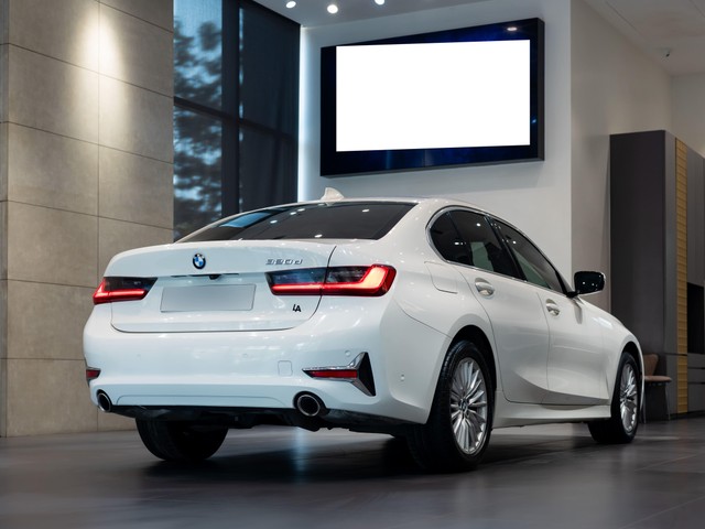 Second-hand 2020 BMW 3 Series 320d Luxury Line for sale in Kolkata-16