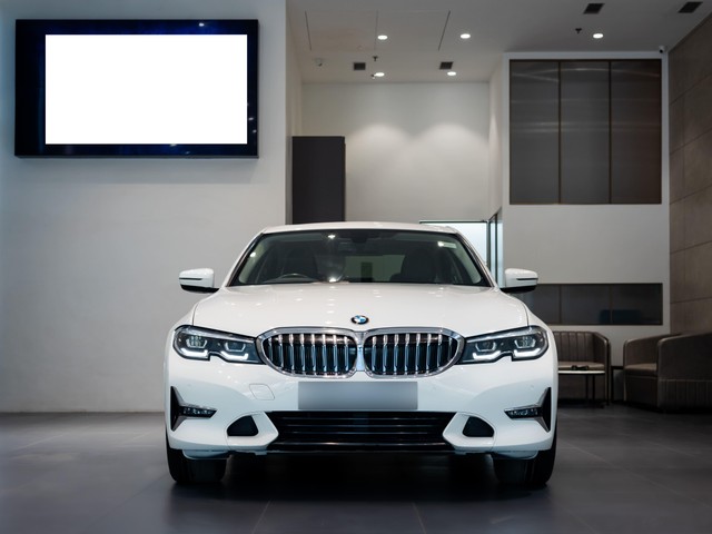 Second-hand 2020 BMW 3 Series 320d Luxury Line for sale in Kolkata-4