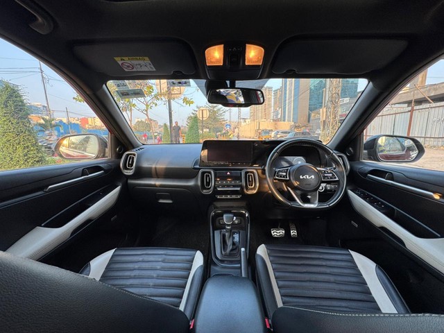 Second-hand 2024 Kia Sonet GTX Plus Diesel AT for sale in Hyderabad-11