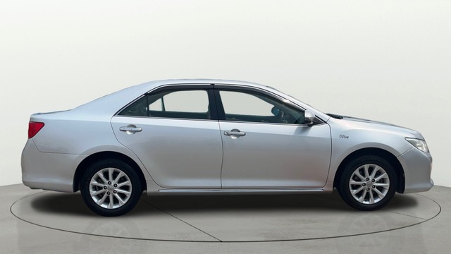 Second-hand 2012 Toyota Camry Hybrid for sale in Coimbatore-1