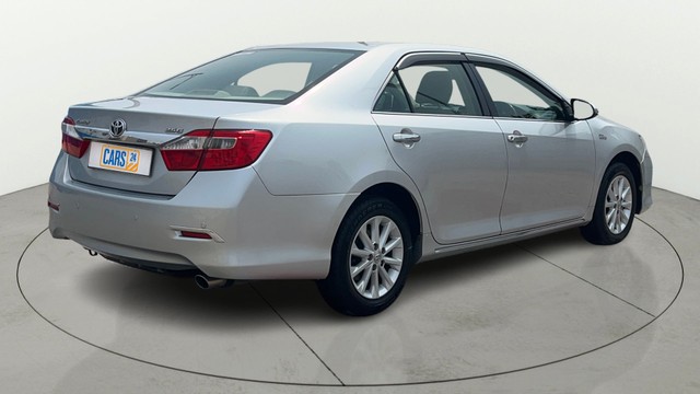 Second-hand 2012 Toyota Camry Hybrid for sale in Coimbatore-2