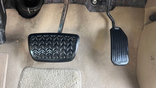 Second-hand 2012 Toyota Camry Hybrid for sale in Coimbatore-14