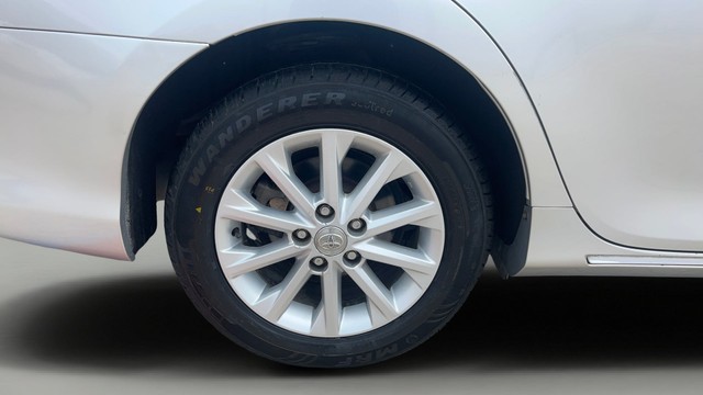 Second-hand 2012 Toyota Camry Hybrid for sale in Coimbatore-25