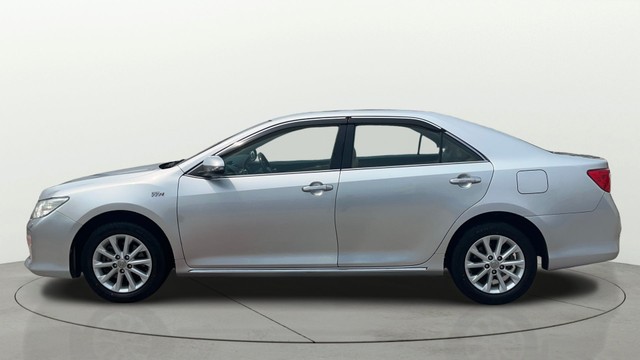 Second-hand 2012 Toyota Camry Hybrid for sale in Coimbatore-5