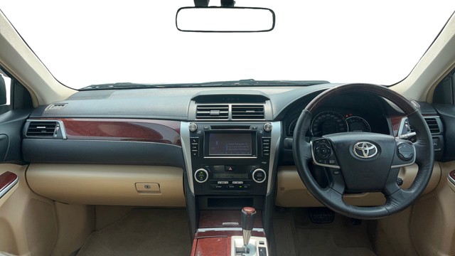 Second-hand 2012 Toyota Camry Hybrid for sale in Coimbatore-10