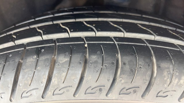 Second-hand 2012 Toyota Camry Hybrid for sale in Coimbatore-32