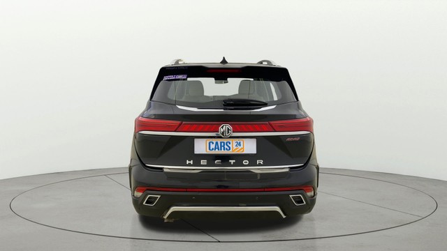 Second-hand 2023 MG Hector Savvy Pro CVT 2023-2025 for sale in Thane-3