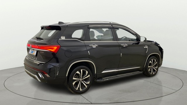 Second-hand 2023 MG Hector Savvy Pro CVT 2023-2025 for sale in Thane-2