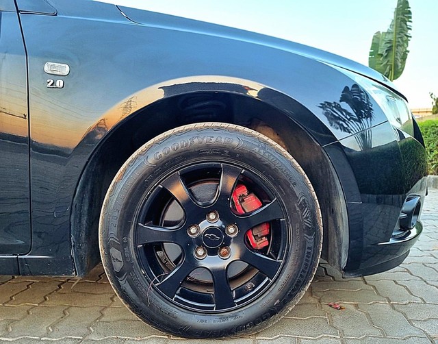 Second-hand 2010 Chevrolet Cruze LTZ for sale in Surat-10