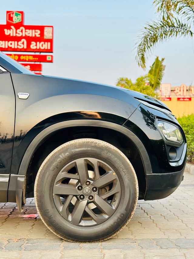 Second-hand 2021 Tata Harrier XZA Plus AT BSVI for sale in Surat-4