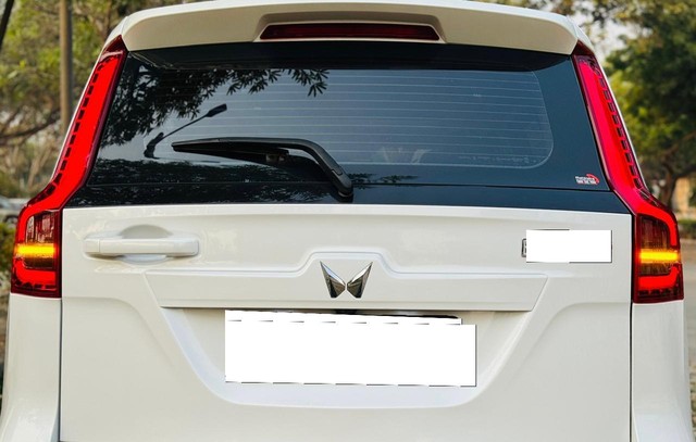 Second-hand 2024 Mahindra Scorpio N Z8 Select Diesel AT for sale in New Delhi-2