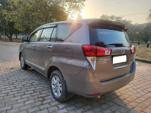 Second-hand 2020 Toyota Innova Crysta 2.8 GX AT BSIV for sale in New Delhi-10