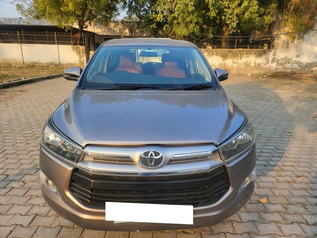Second-hand 2020 Toyota Innova Crysta 2.8 GX AT BSIV for sale in New Delhi-7