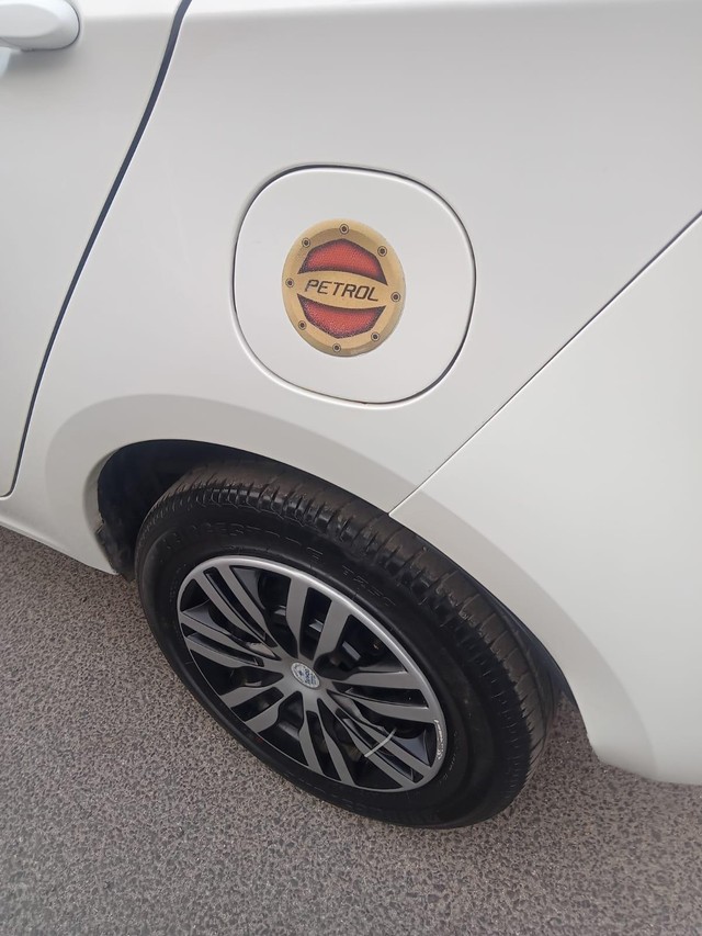 Second-hand 2017 Tata Tigor 1.2 Revotron XT for sale in New Delhi-5