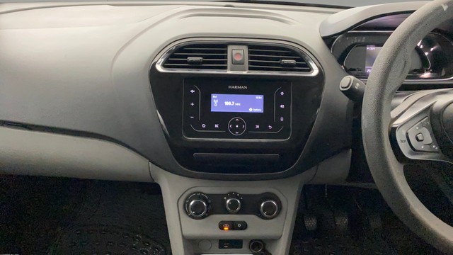 Second-hand 2023 Tata Tiago XT for sale in Lucknow-22