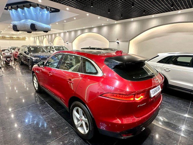 Second-hand 2019 Jaguar F-Pace Prestige 2.0 Petrol for sale in New Delhi-8