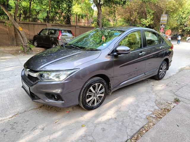 Second-hand 2018 Honda City i-VTEC V for sale in New Delhi-11