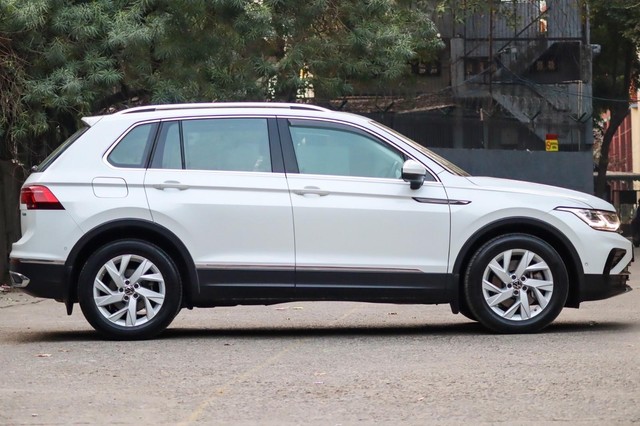 Second-hand 2024 Volkswagen Tiguan 2.0 TSI Elegance for sale in New Delhi-1