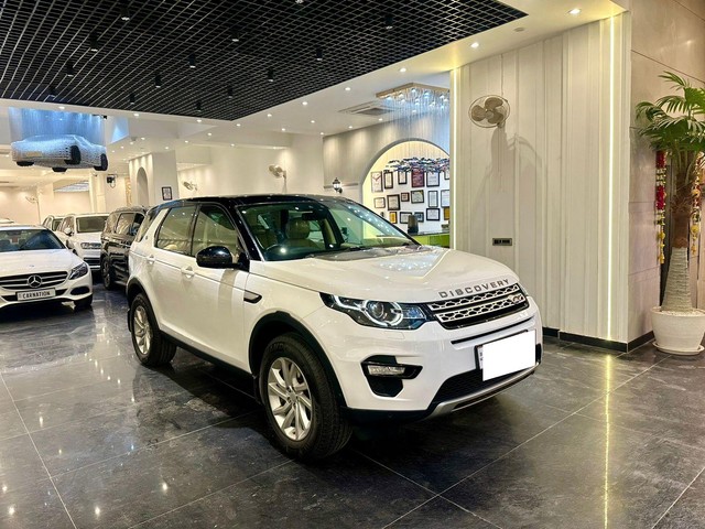 Second-hand 2018 Land Rover Discovery HSE 3.0 TD6 for sale in New Delhi-0