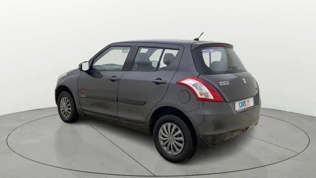 Second-hand 2015 Maruti Swift VXI for sale in Ahmedabad-4