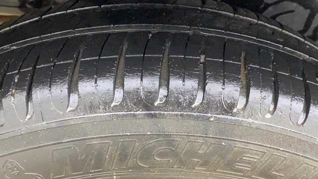 Second-hand 2015 Maruti Swift VXI for sale in Ahmedabad-29