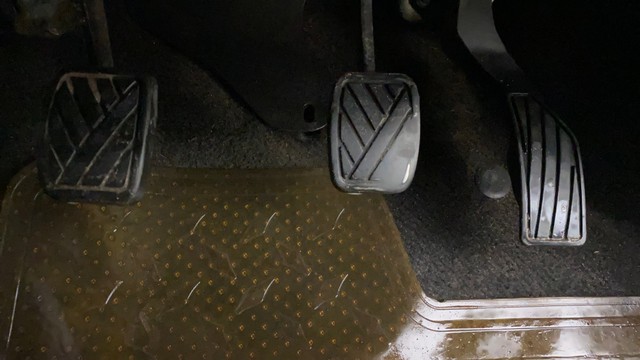 Second-hand 2015 Maruti Swift VXI for sale in Ahmedabad-14