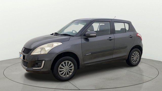 Second-hand 2015 Maruti Swift VXI for sale in Ahmedabad-6