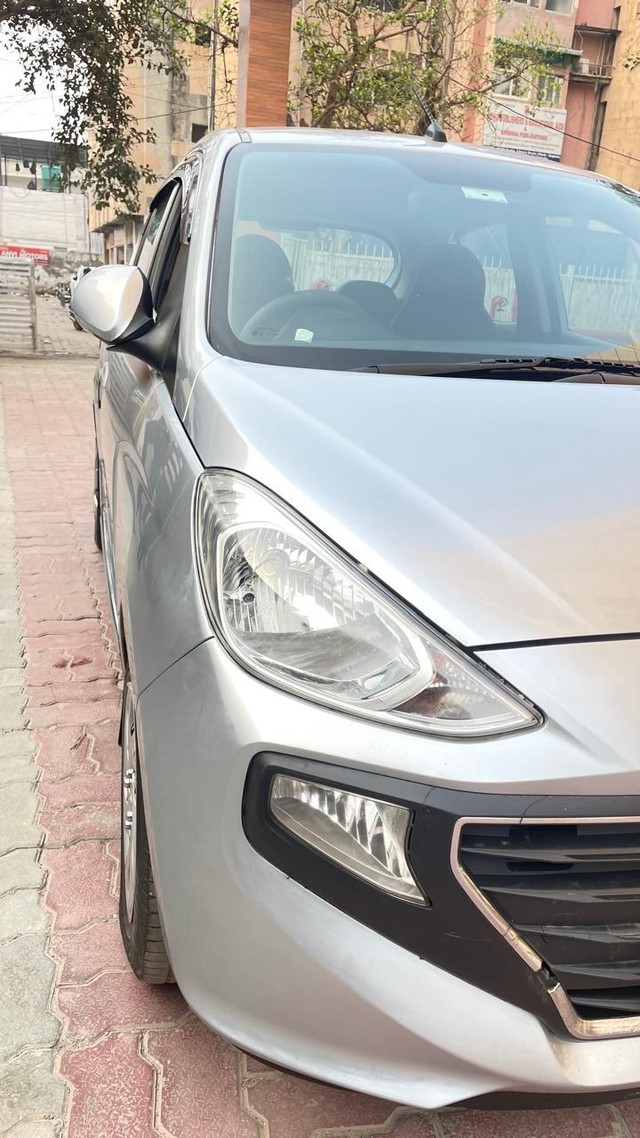 Second-hand 2019 Hyundai Santro Sportz CNG BSIV for sale in New Delhi-17