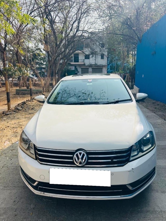 Second-hand 2012 Volkswagen Passat Diesel Comfortline AT for sale in Aurangabad-3