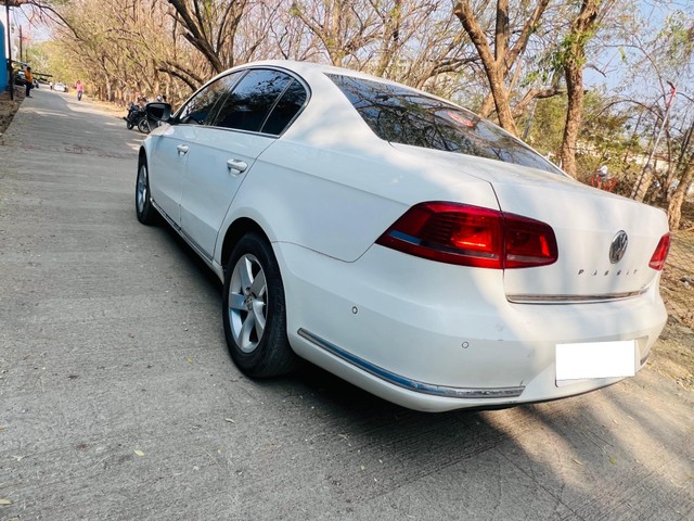 Second-hand 2012 Volkswagen Passat Diesel Comfortline AT for sale in Aurangabad-5