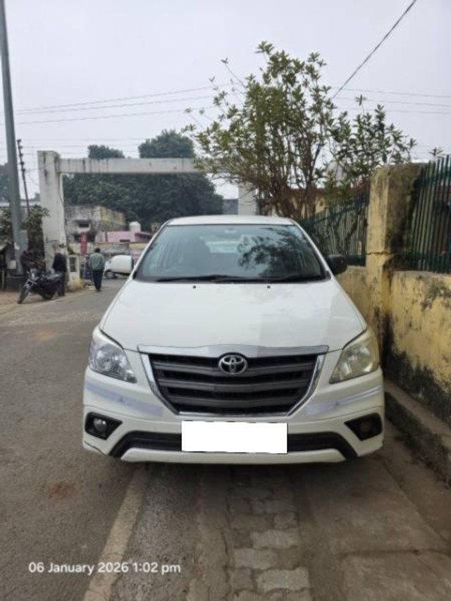 Second-hand 2015 Toyota Innova 2.5 G (Diesel) 7 Seater BS IV for sale in Ambedkar Nagar-2