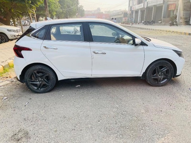 Hyundai i20 Sportz Diesel Second-hand 2022 Hyundai i20 Sportz Diesel for sale in Ludhiana-7