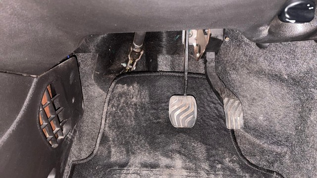 Second-hand 2017 Renault KWID 1.0 RXT AMT for sale in Bangalore-14