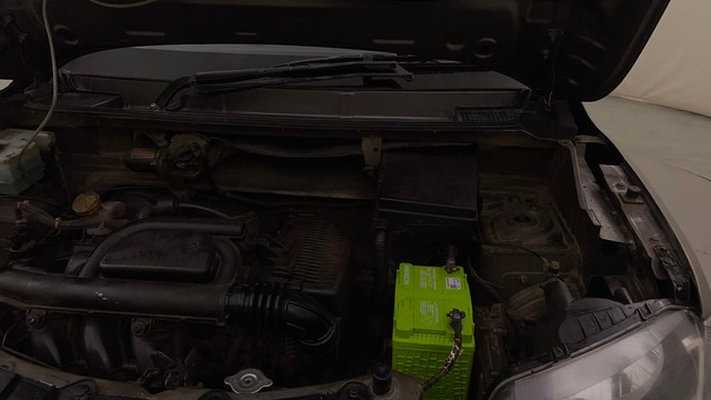 Second-hand 2017 Renault KWID 1.0 RXT AMT for sale in Bangalore-32